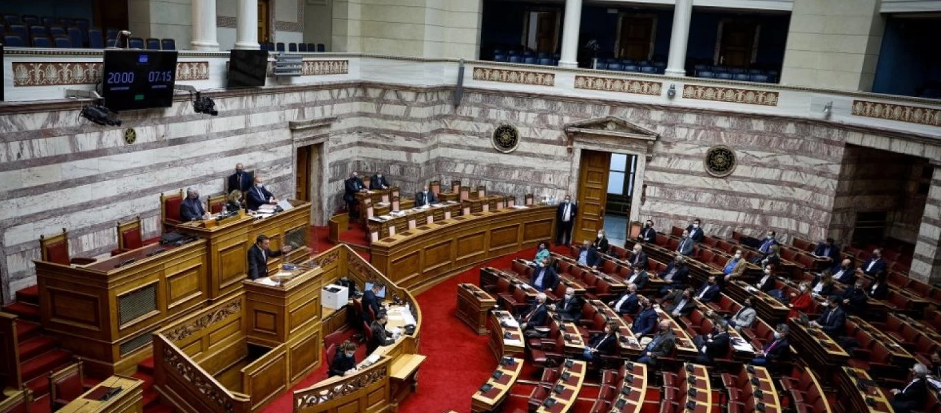 Σε εξέλιξη η μυστική ψηφοφορία στη Βουλή για την συγκρότηση προανακριτικής για το Ν.Παππά